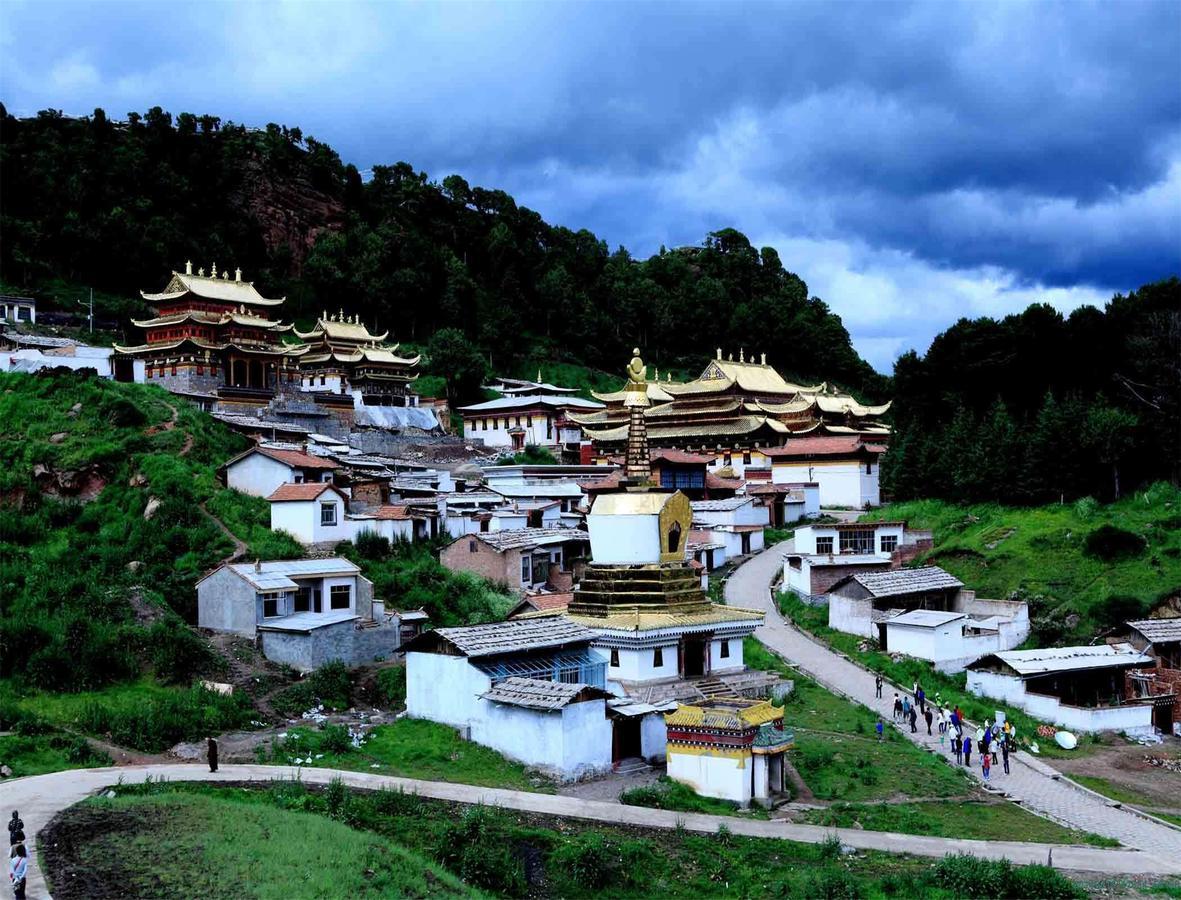 Langmusi Muxin Guest House Esterno foto